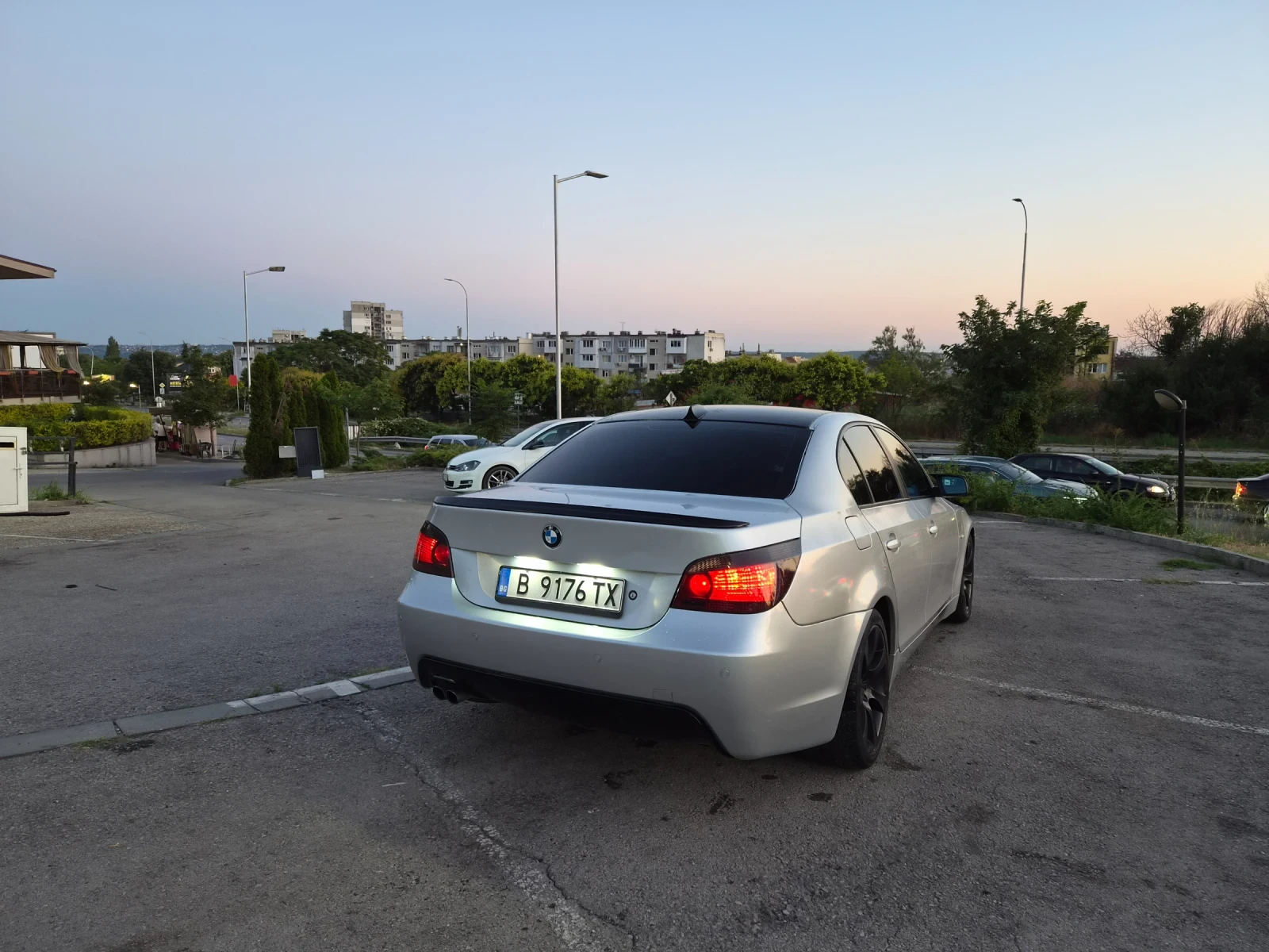 BMW 525, снимка 5 - Автомобили и джипове - 55752184