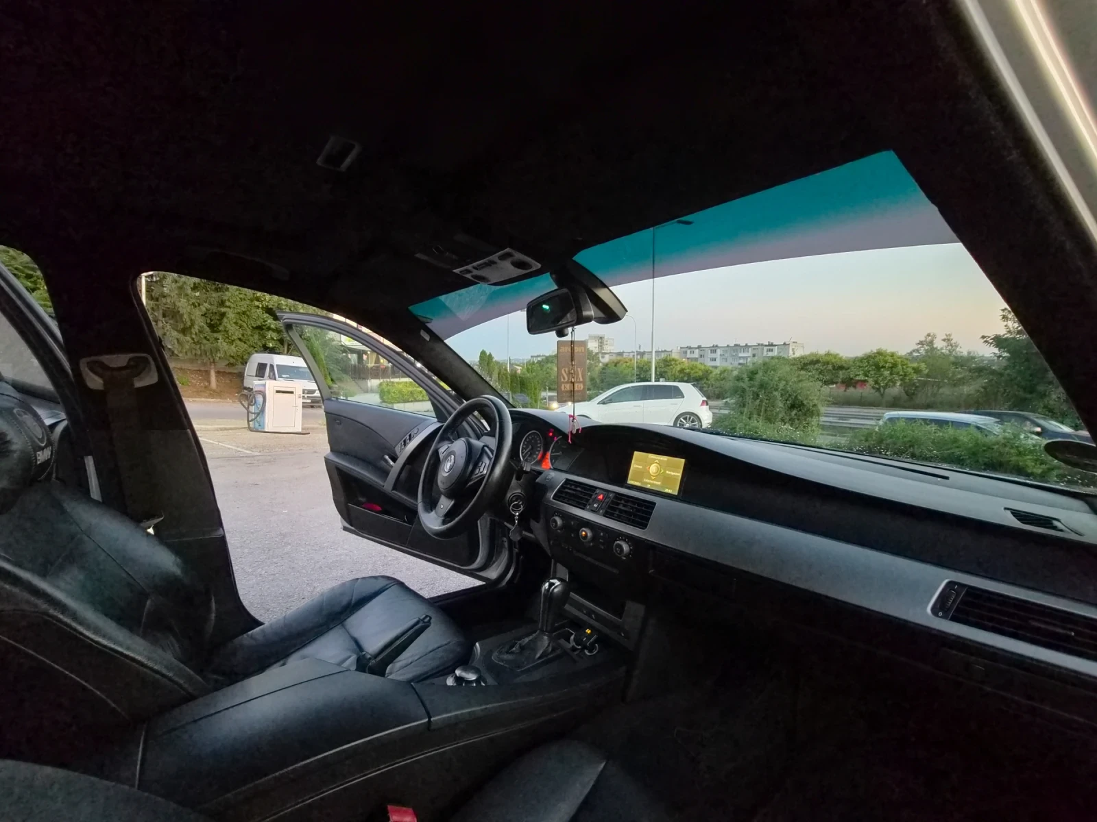 BMW 525, снимка 13 - Автомобили и джипове - 55752184