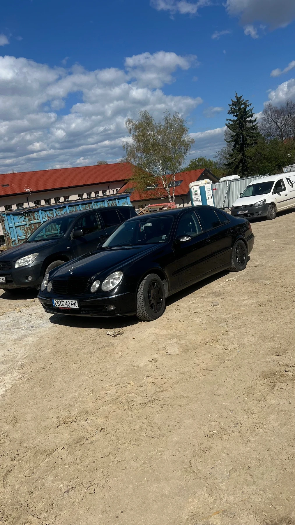 Mercedes-Benz E 220, снимка 5 - Автомобили и джипове - 55853935