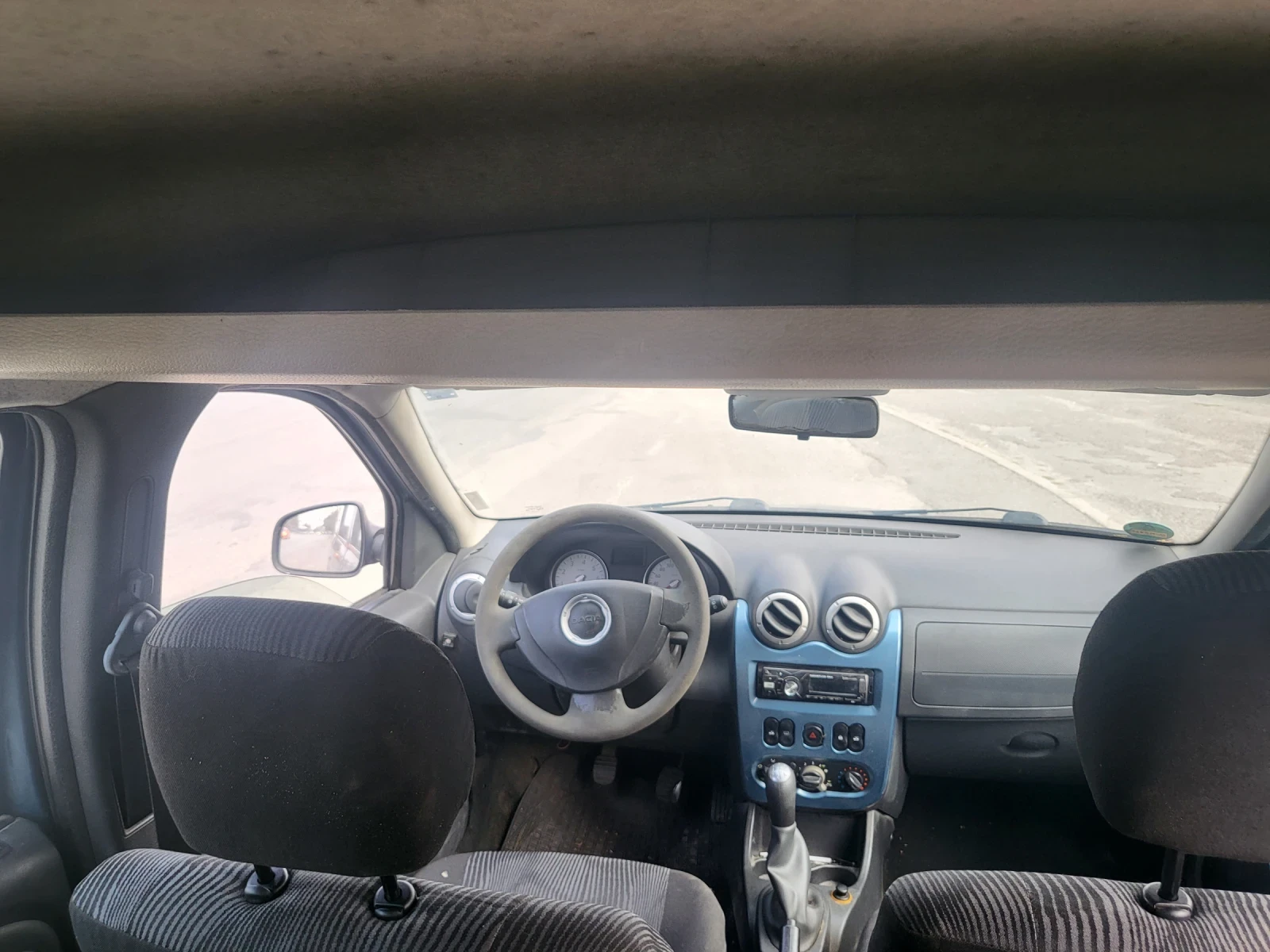 Dacia Logan 1.4, 6+ 1, клима, газ , снимка 12 - Автомобили и джипове - 56014149
