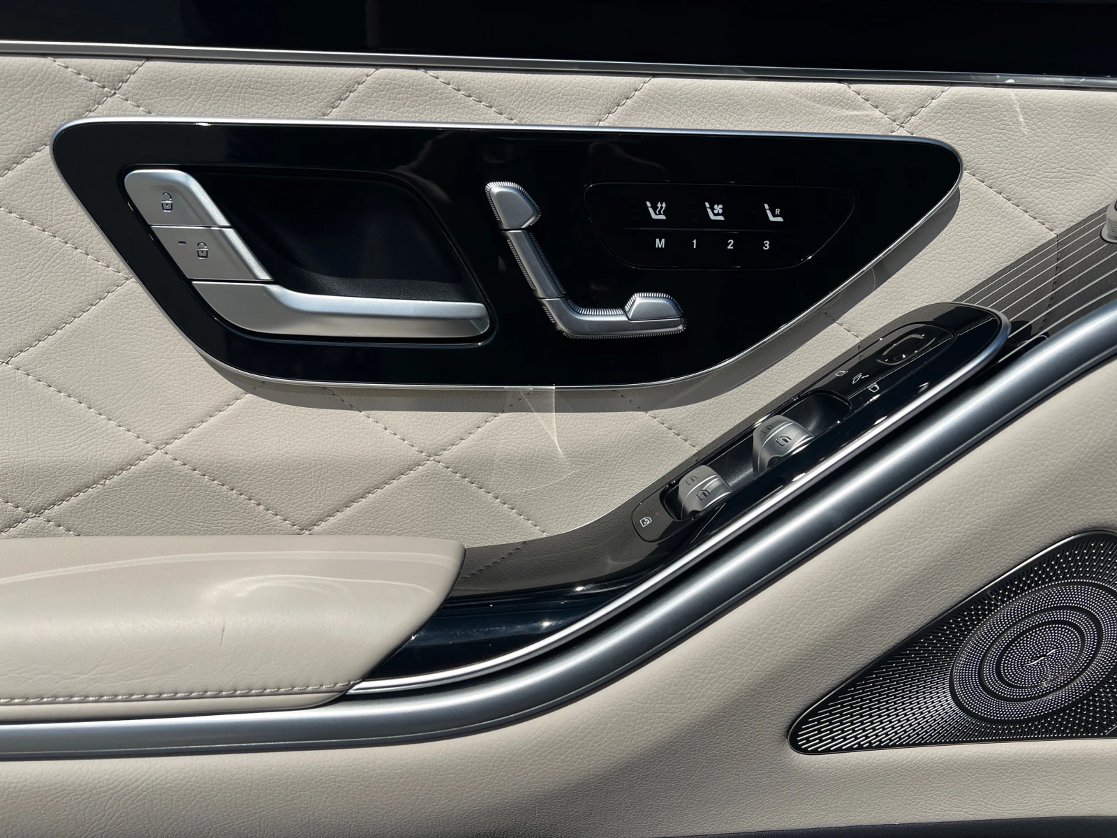 Mercedes-Benz S 580 4MATIC L, снимка 12 - Автомобили и джипове - 56294281