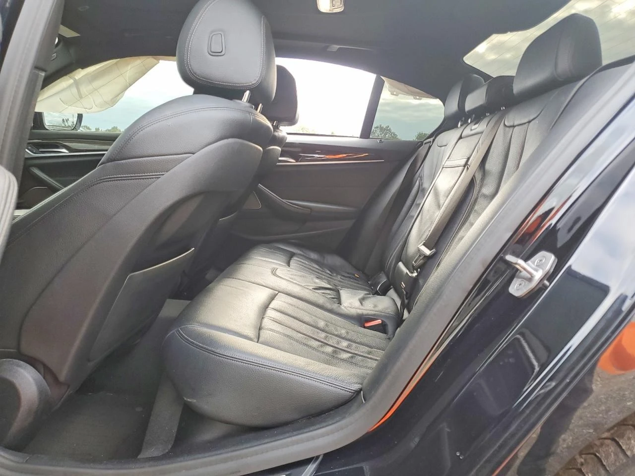 BMW 540 M SPORTPACKAGE| HARMAN/KARDON| HUD | Mobile.bg � ����������� 10
