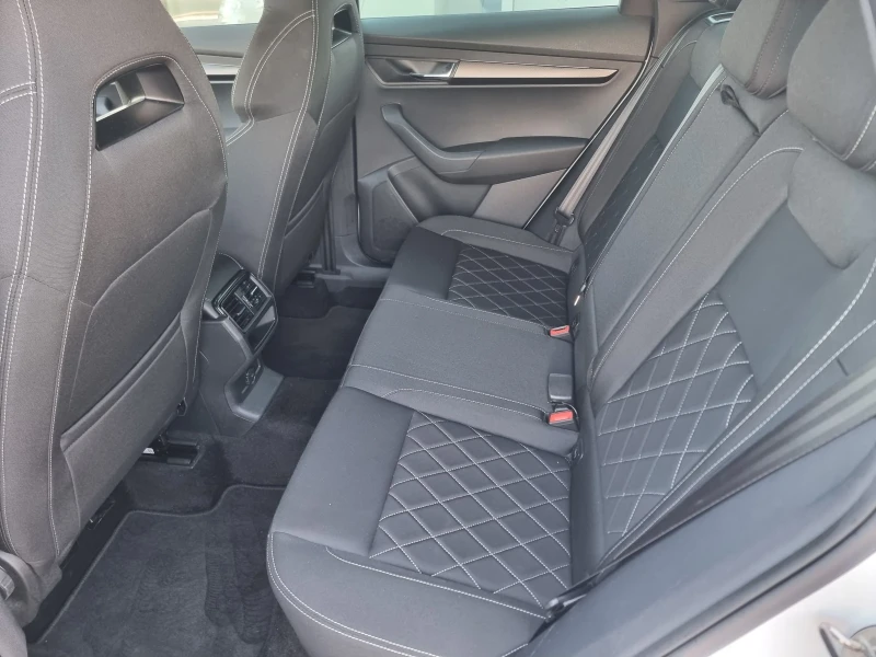Skoda Karoq  SPORT LINE 2.0 TDI , снимка 12 - Автомобили и джипове - 51180435