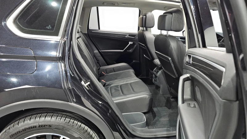 VW Tiguan 2.0TDI PRESTIGE , снимка 11 - Автомобили и джипове - 52535993