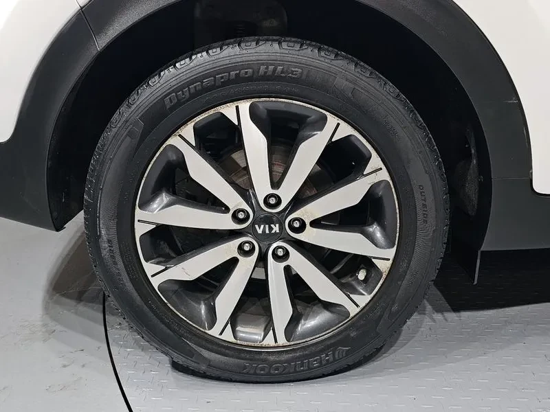 Kia Sportage 1.7 2Wd Noblesse, снимка 5 - Автомобили и джипове - 55350793