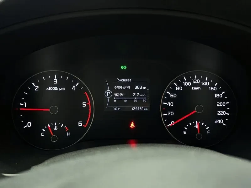 Kia Sportage 1.7 2Wd Noblesse, снимка 8 - Автомобили и джипове - 55350793
