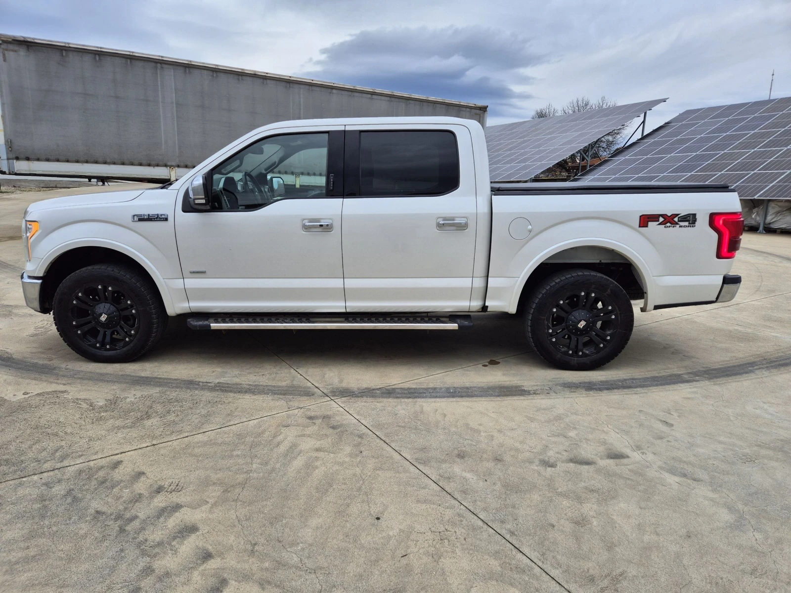 Ford F150 LARIAT  | Mobile.bg — изображение 15