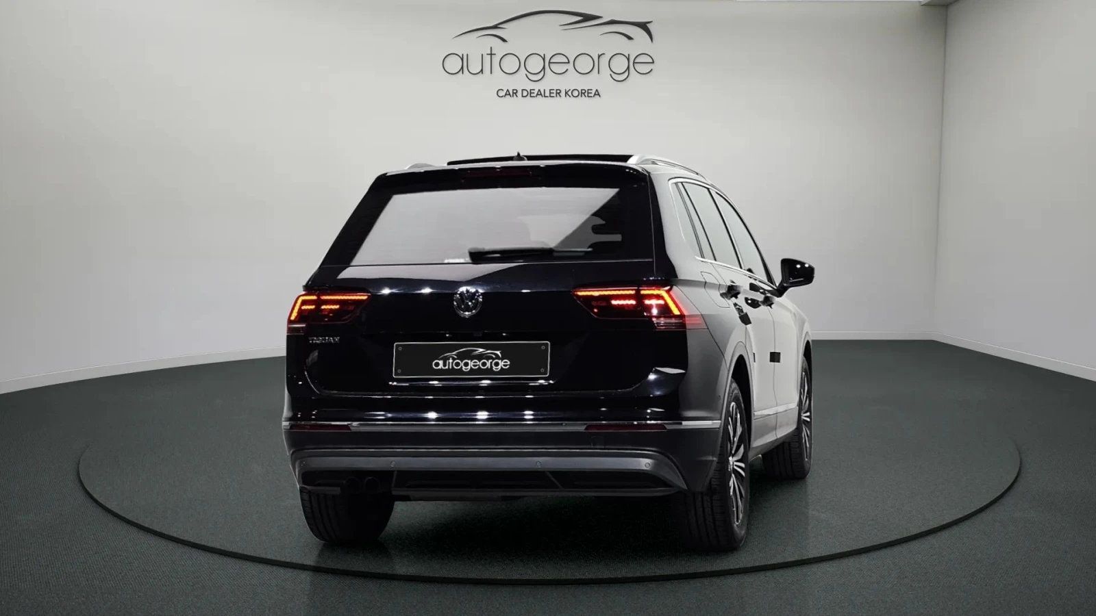 VW Tiguan 2.0TDI PRESTIGE  - изображение 4