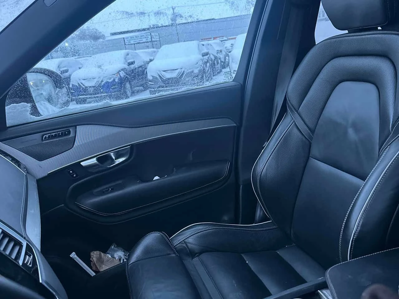 Volvo Xc90 * Ultimate Dark Theme * CARFAX * ���� �� �� | Mobile.bg � ����������� 12