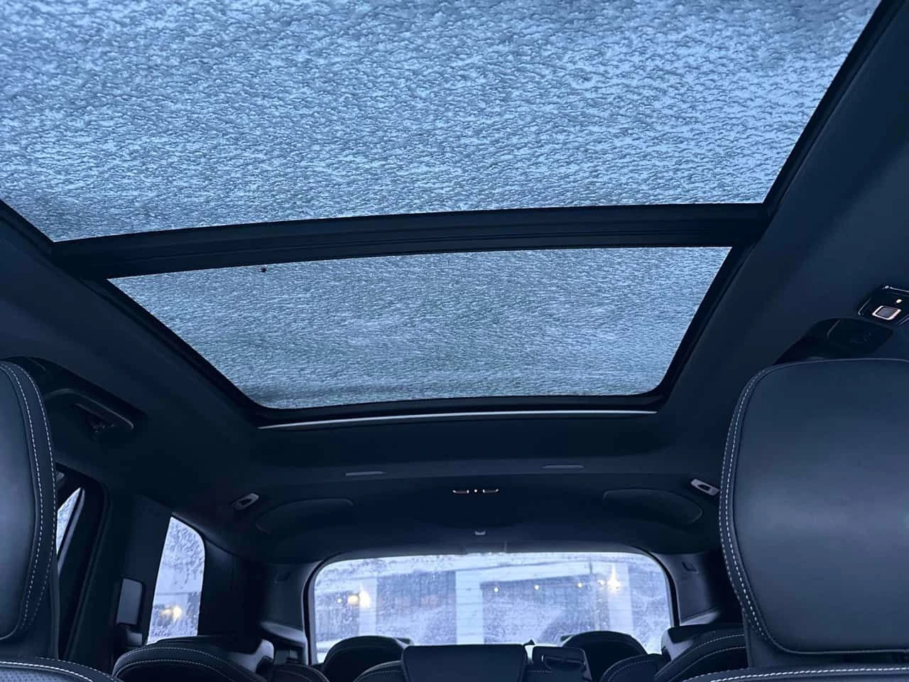 Volvo Xc90 * Ultimate Dark Theme * CARFAX * ���� �� �� | Mobile.bg � ����������� 11