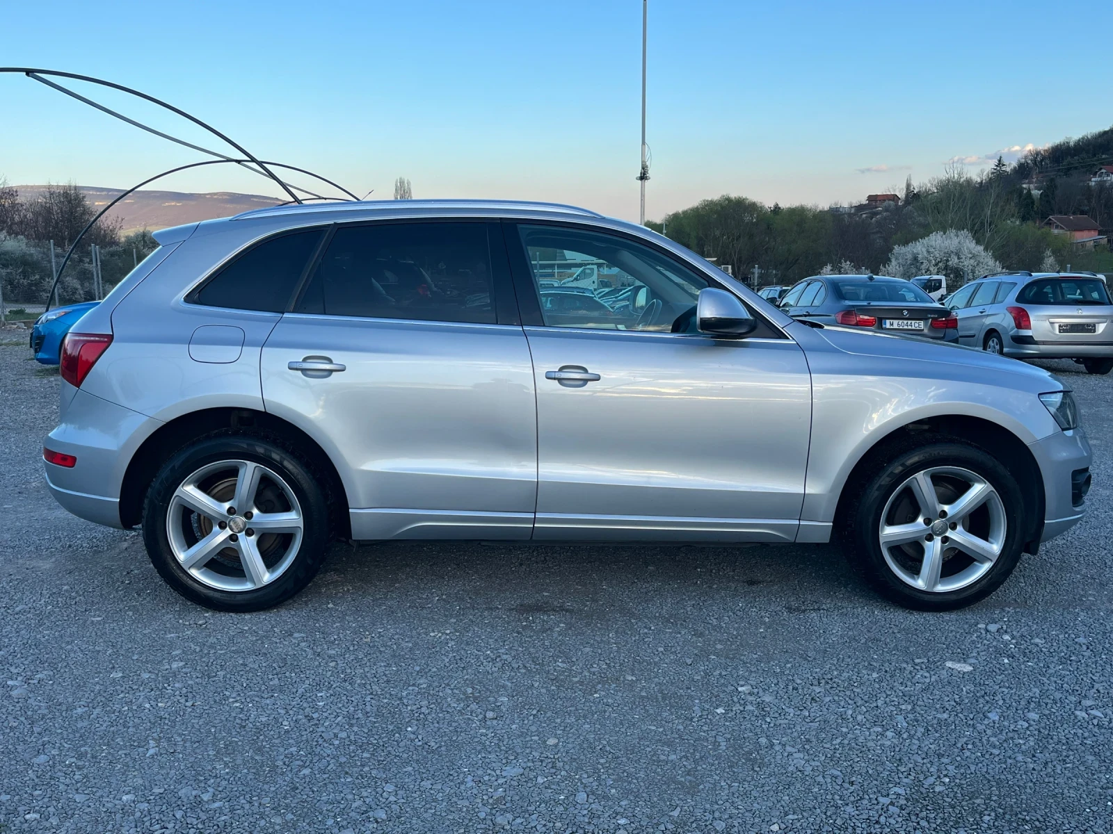 Audi Q5 2.0 TDI Quattro , снимка 7 - Автомобили и джипове - 54106718