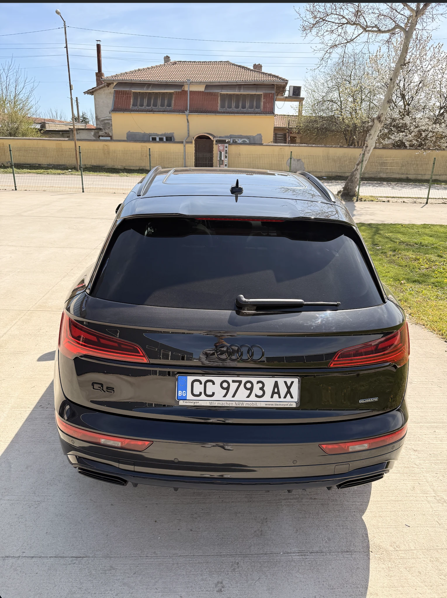 Audi Q5 40 TDI 3X SLINE MATRIX  DIST CAMERA, снимка 2 - Автомобили и джипове - 54213639