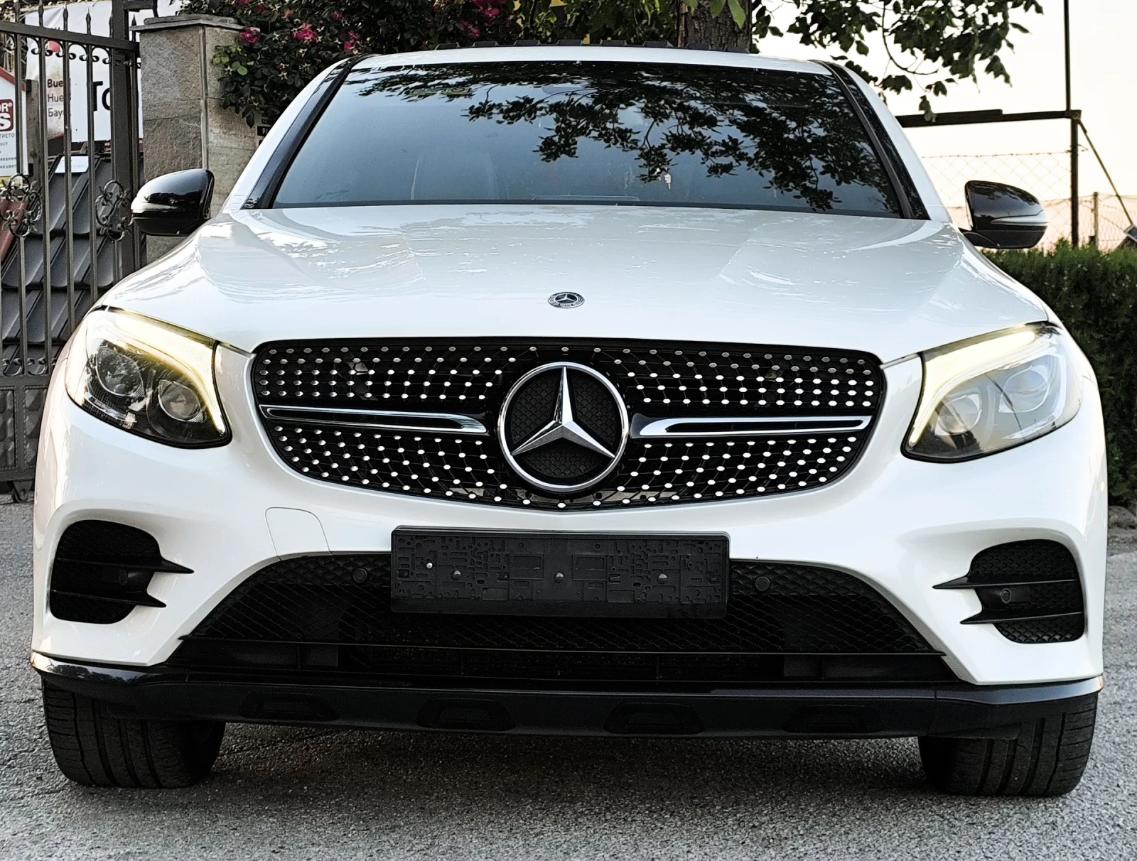 Mercedes-Benz GLC 220 D AMG LINE 9G 4MATIC , снимка 2 - Автомобили и джипове - 54858411