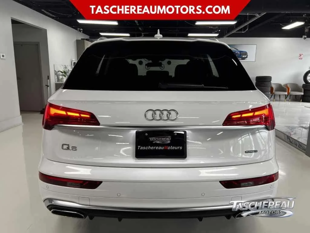 Audi Q5 Progressiv/ДИСТРОНИК/ПОДГРЕВ/CARFAX/ФИНАНСИРАНЕ, снимка 4 - Автомобили и джипове - 54974197