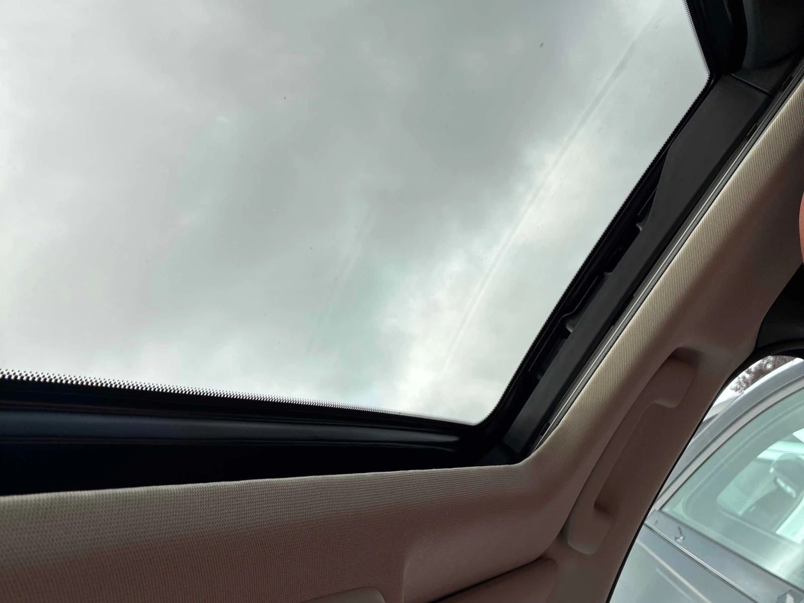 Mazda CX-50 HUD| 360| PANO| ПАМЕТ| ОБДУХ| , снимка 10 - Автомобили и джипове - 55846109