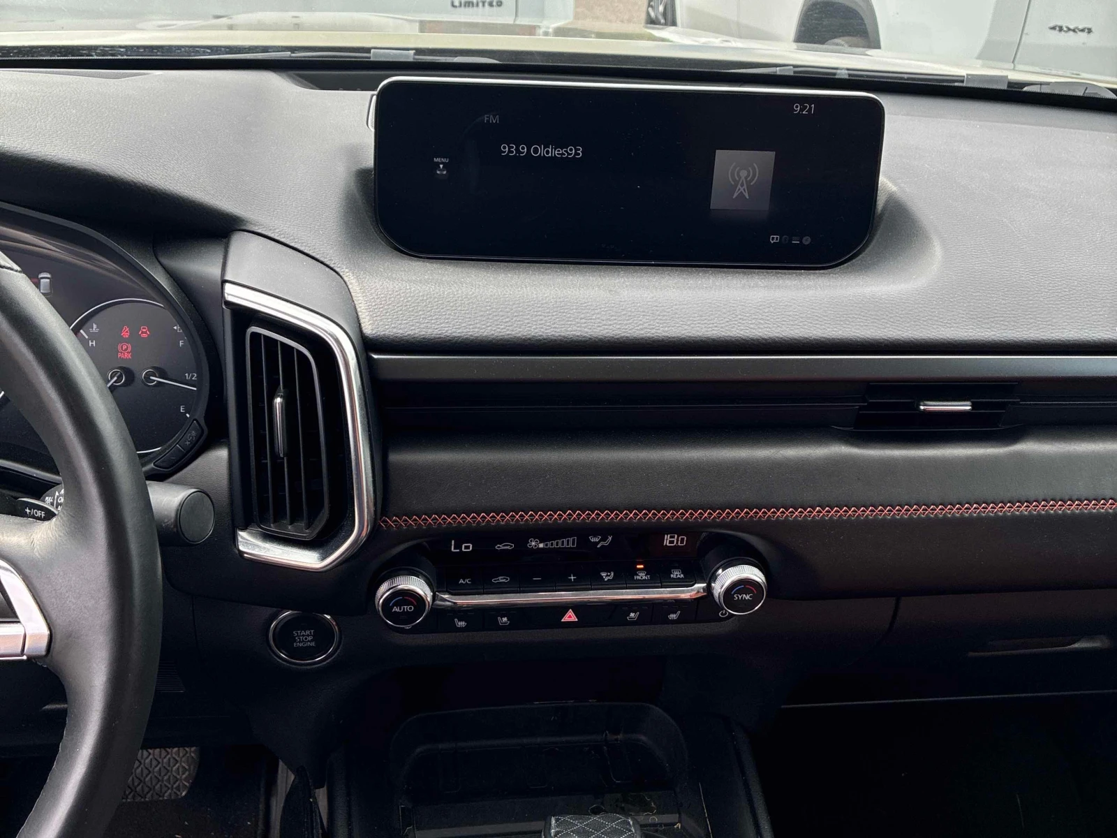 Mazda CX-50 HUD| 360| PANO| ПАМЕТ| ОБДУХ| , снимка 9 - Автомобили и джипове - 55846109