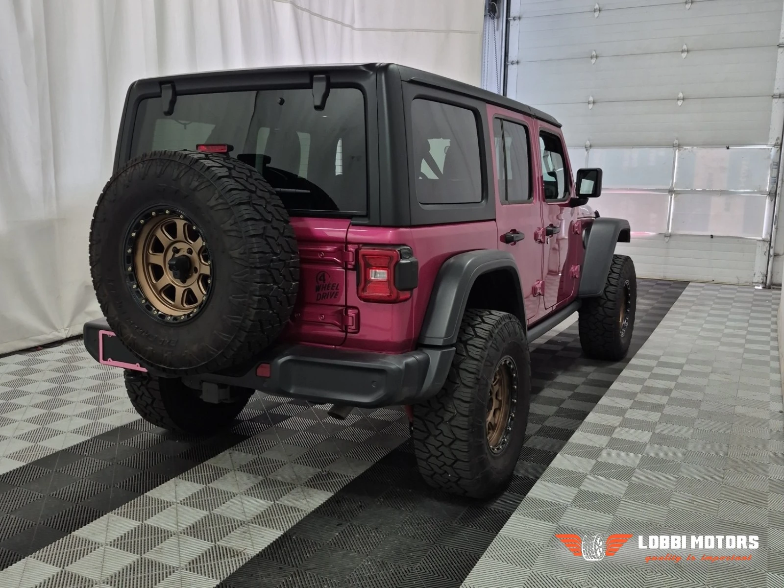 Jeep Wrangler, снимка 3 - Автомобили и джипове - 56025207