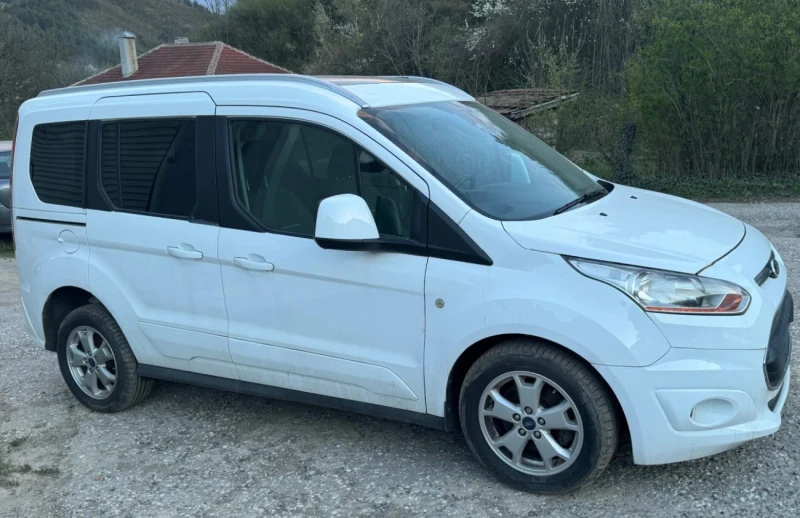 Ford Tourneo Connect , снимка 2 - Бусове и автобуси - 50485567