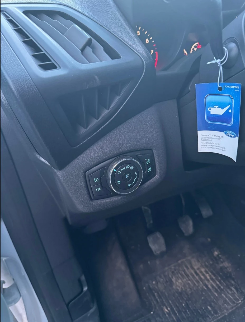 Ford Tourneo Connect  - изображение 7