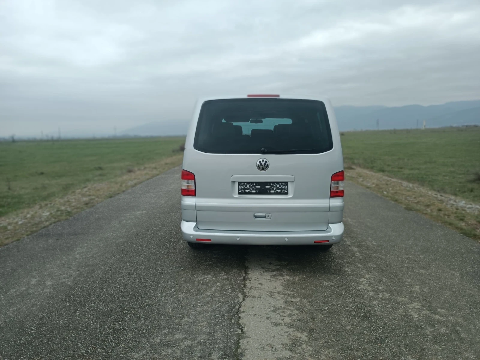 VW Multivan НОВ ВНОС , снимка 5 - Бусове и автобуси - 54057610