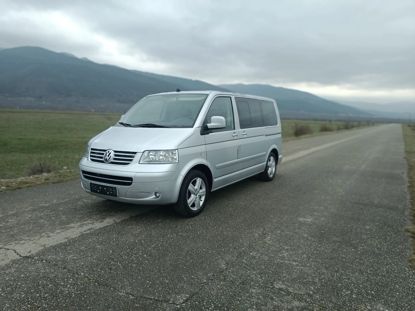 VW Multivan НОВ ВНОС  | Auto.bg — изображение 1