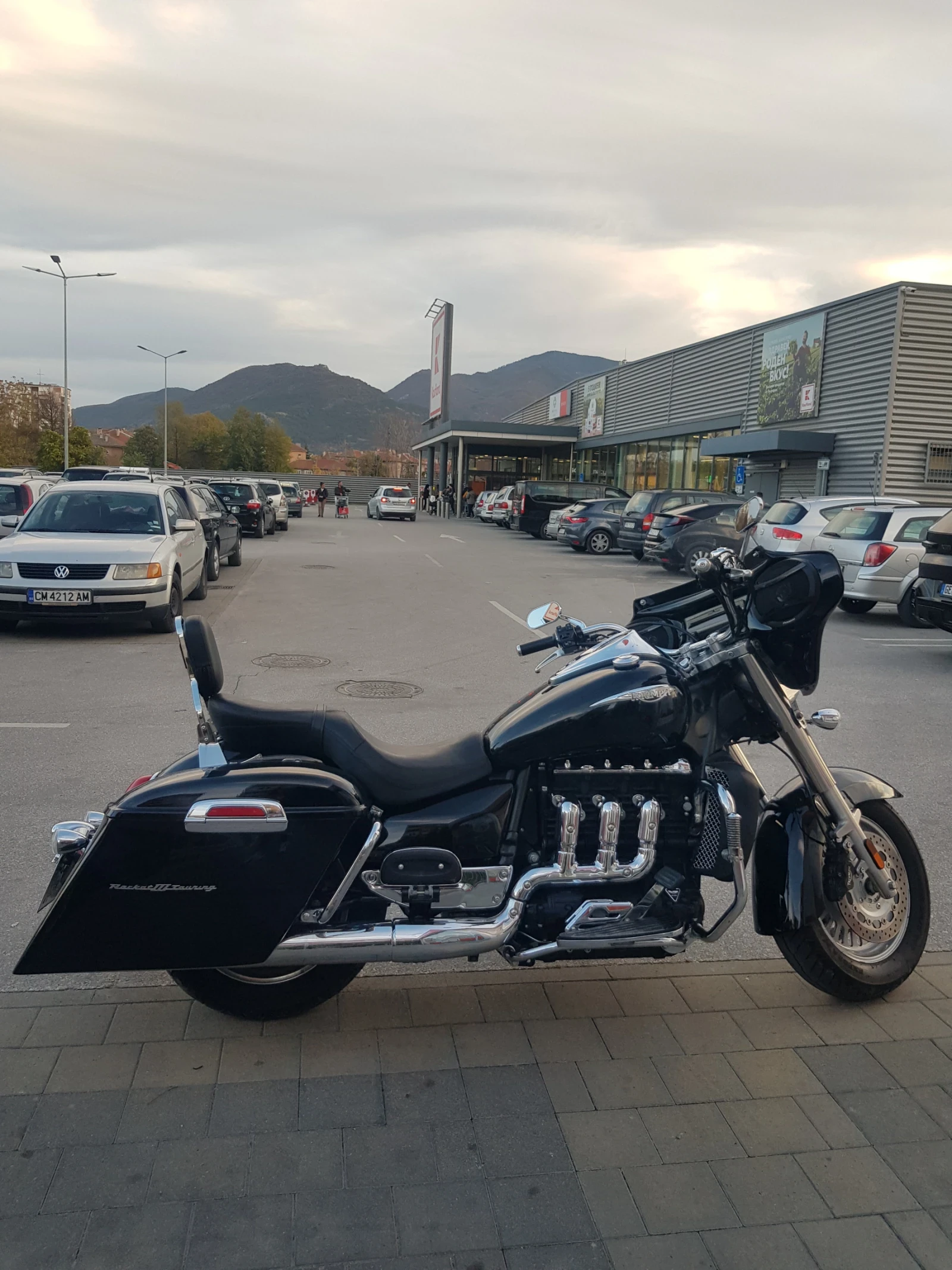 Triumph Rocket, снимка 3 - Мотоциклети и мототехника - 53979824