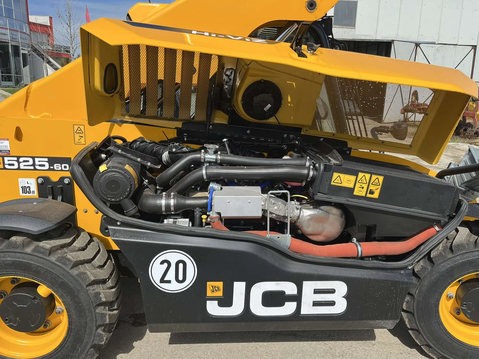   JCB 525-60 | Mobile.bg   12