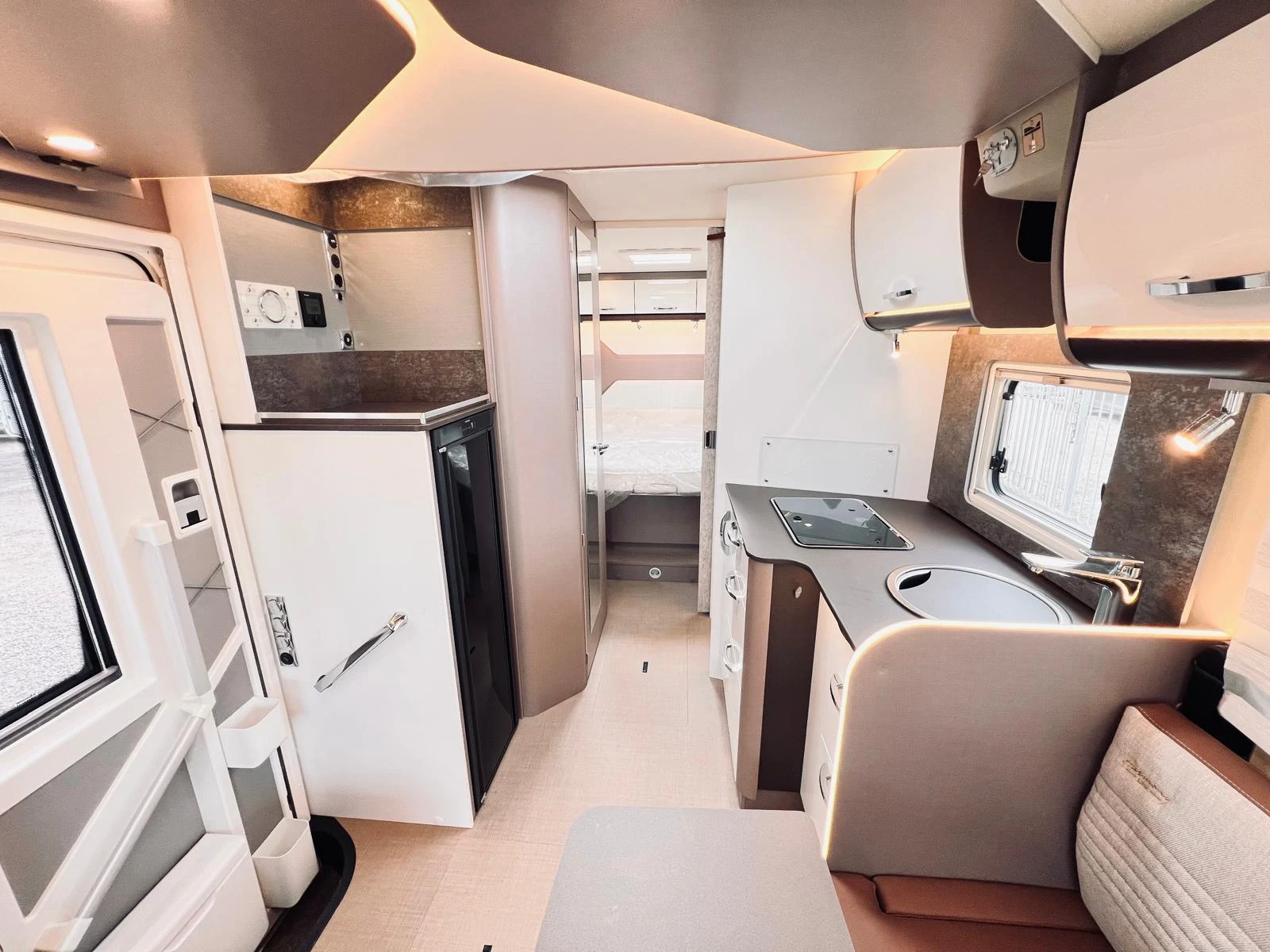 ������ Burstner Lyseo TD Harmony Line IT 736 Santina | Mobile.bg � ����������� 12