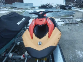 Джет Bombardier Sea Doo Spark, снимка 2 - Воден транспорт - 53098016