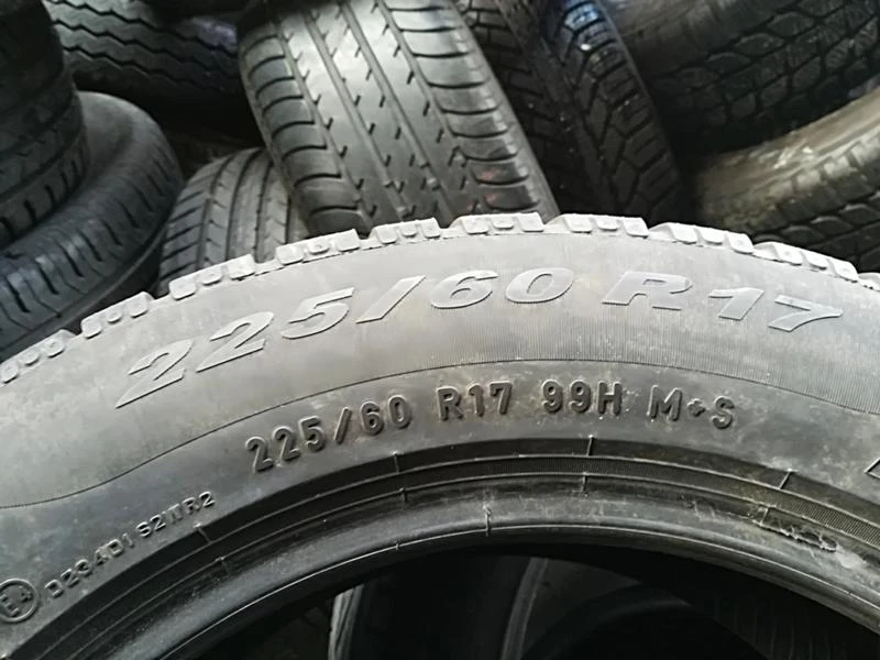 Гуми Зимни 225/60R17, снимка 7 - Гуми и джанти - 23688931