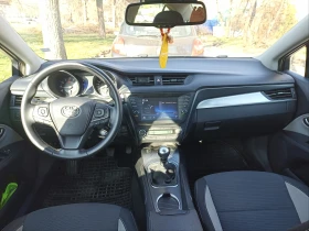 Toyota Avensis VVTi Executive, снимка 11