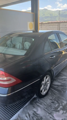Mercedes-Benz C 200, снимка 5
