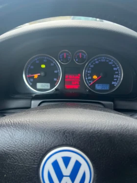 VW Passat 1, 8  - 2200 € / 4302.83 лв. - 49527551 4