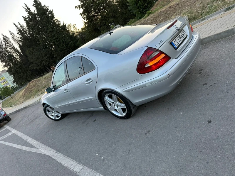 Mercedes-Benz E 320, снимка 6 - Автомобили и джипове - 47086580