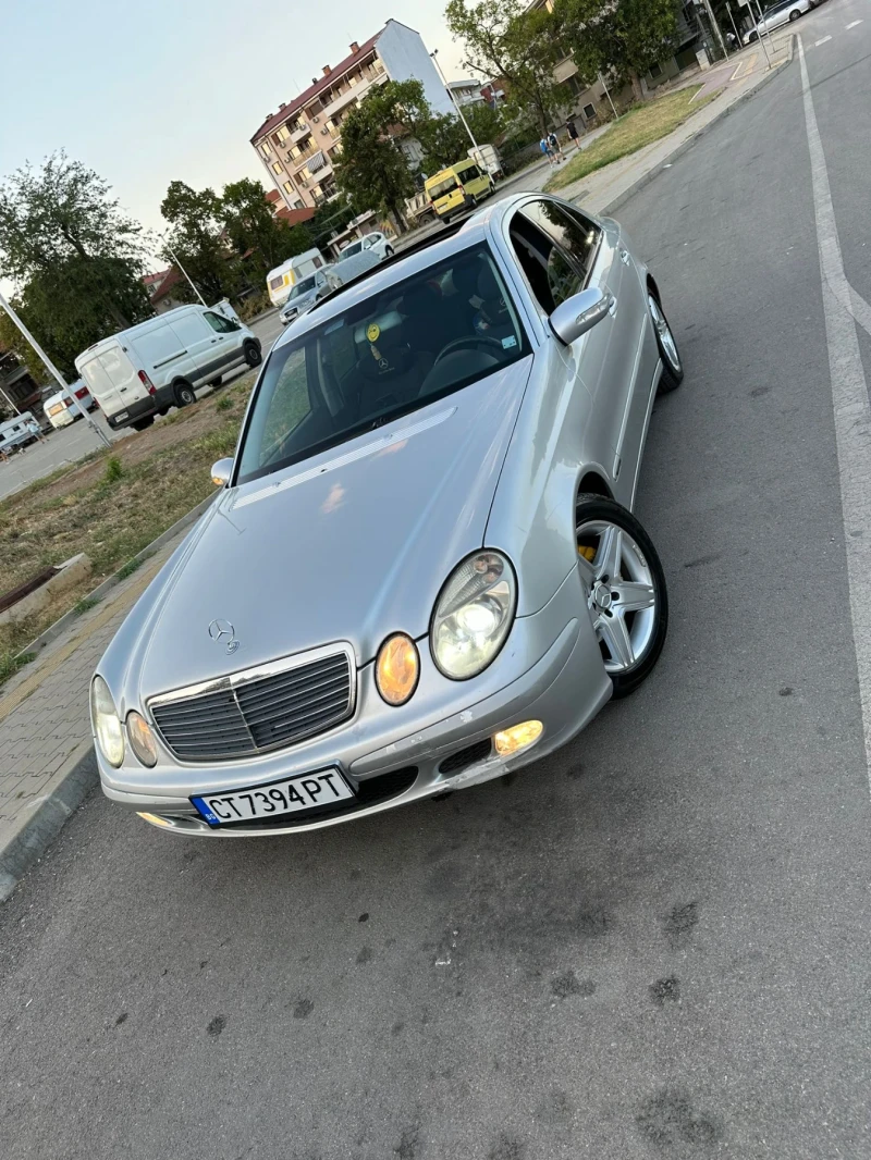 Mercedes-Benz E 320, снимка 1 - Автомобили и джипове - 47086580