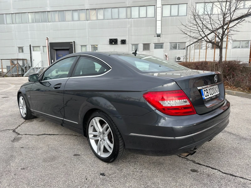 Mercedes-Benz C 180, снимка 3 - Автомобили и джипове - 48065418