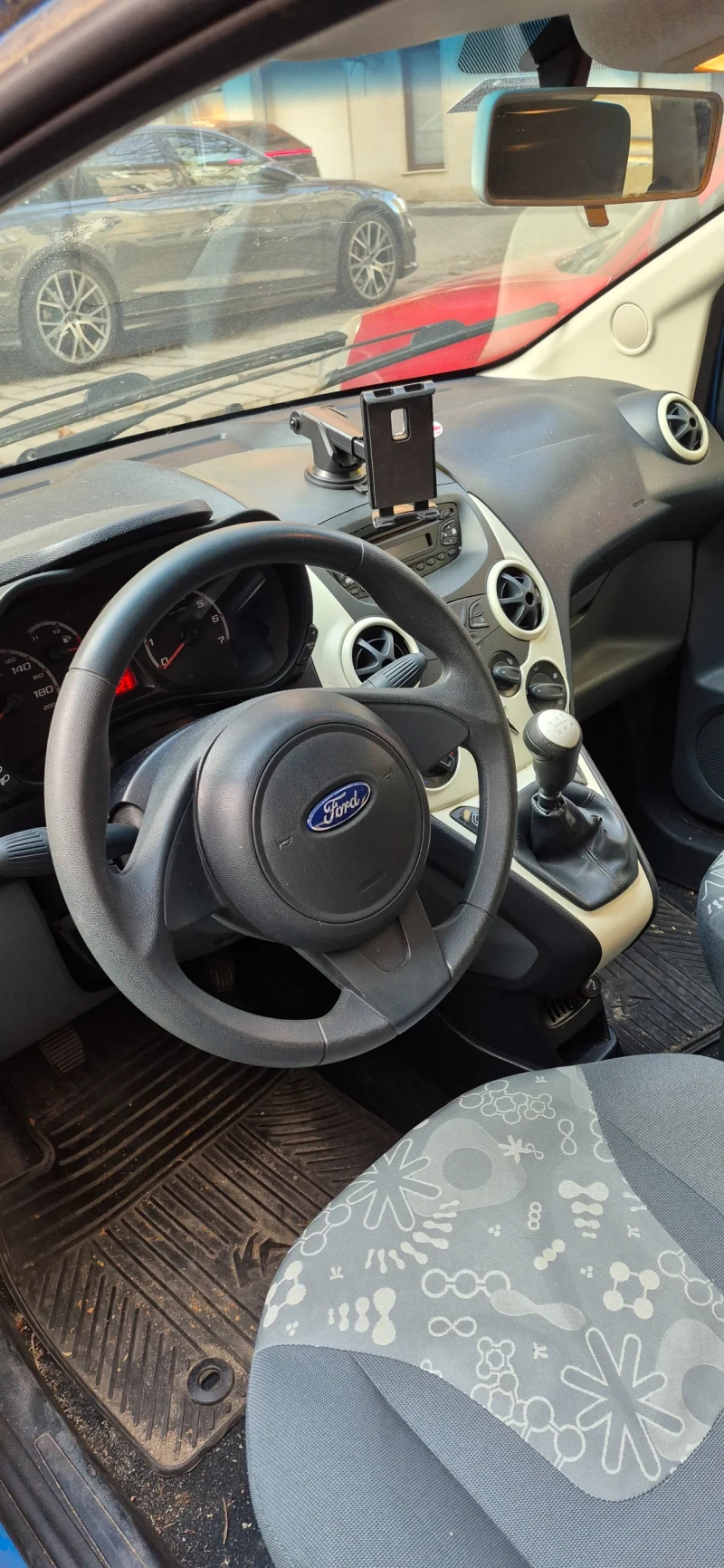 Ford Ka, снимка 2 - Автомобили и джипове - 48756125