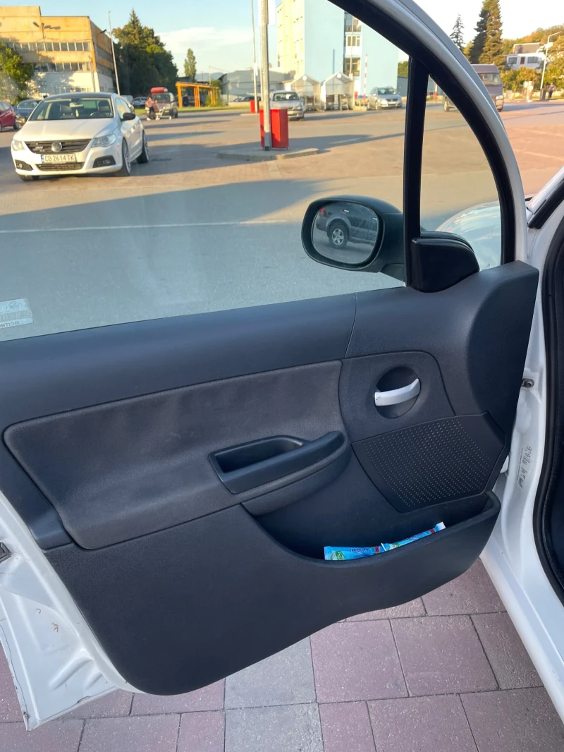 Citroen C3 Facelift 1.4 HDI, снимка 9 - Автомобили и джипове - 52469089