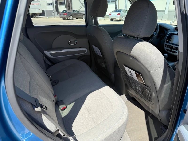 Kia Soul EV, снимка 8 - Автомобили и джипове - 51565989