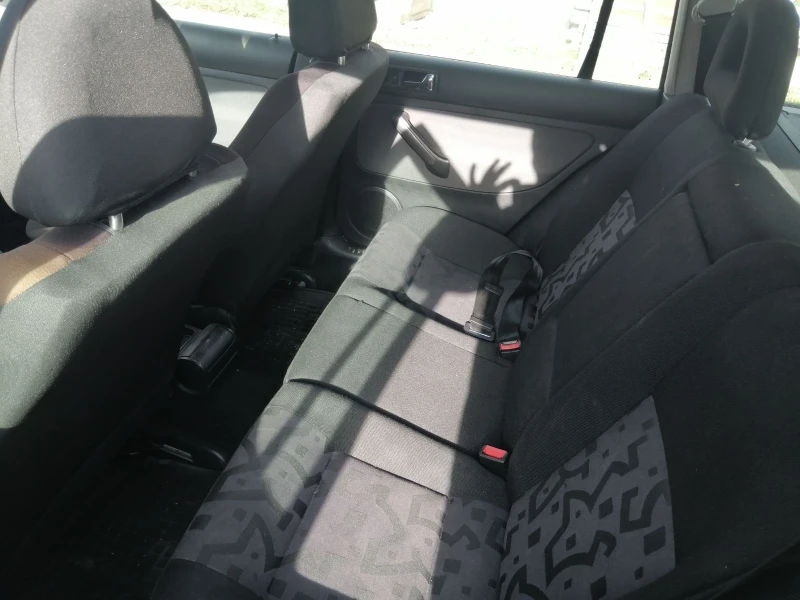 VW Bora, снимка 4 - Автомобили и джипове - 52506214