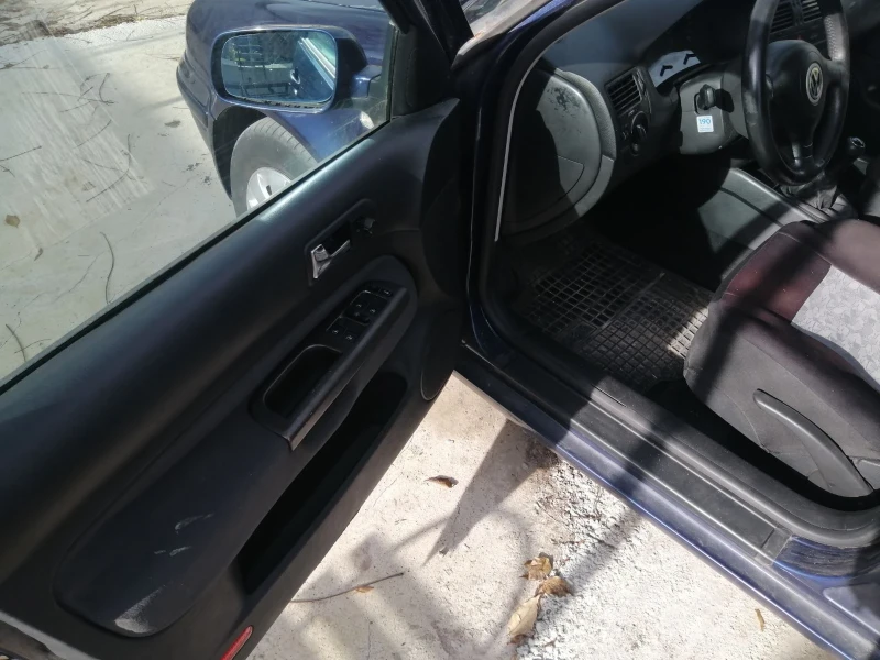 VW Bora, снимка 3 - Автомобили и джипове - 52506214