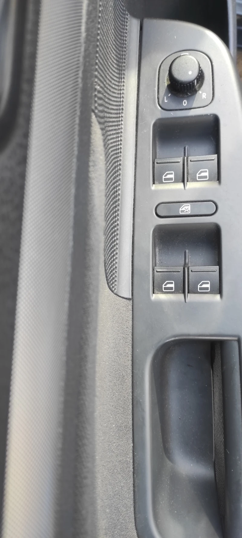 VW Golf, снимка 6 - Автомобили и джипове - 52562604