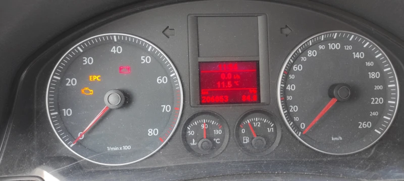 VW Golf, снимка 5 - Автомобили и джипове - 52562604