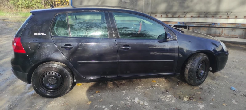 VW Golf, снимка 4 - Автомобили и джипове - 52562604