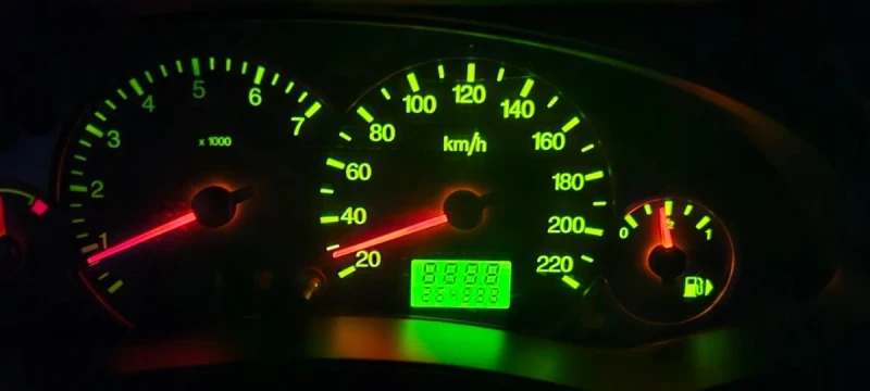 Ford Focus MK I, снимка 8 - Автомобили и джипове - 53005114