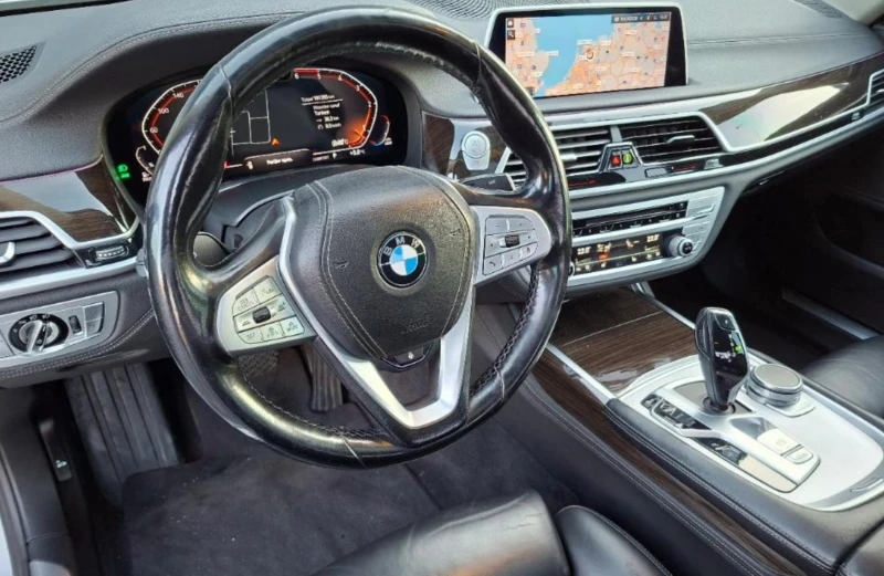 BMW 730 D| 4x4| FACE| EXECUTIVE, снимка 5 - Автомобили и джипове - 53261954