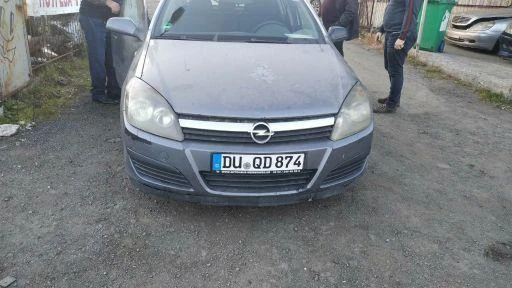 Opel Astra, снимка 12 - Автомобили и джипове - 26092210