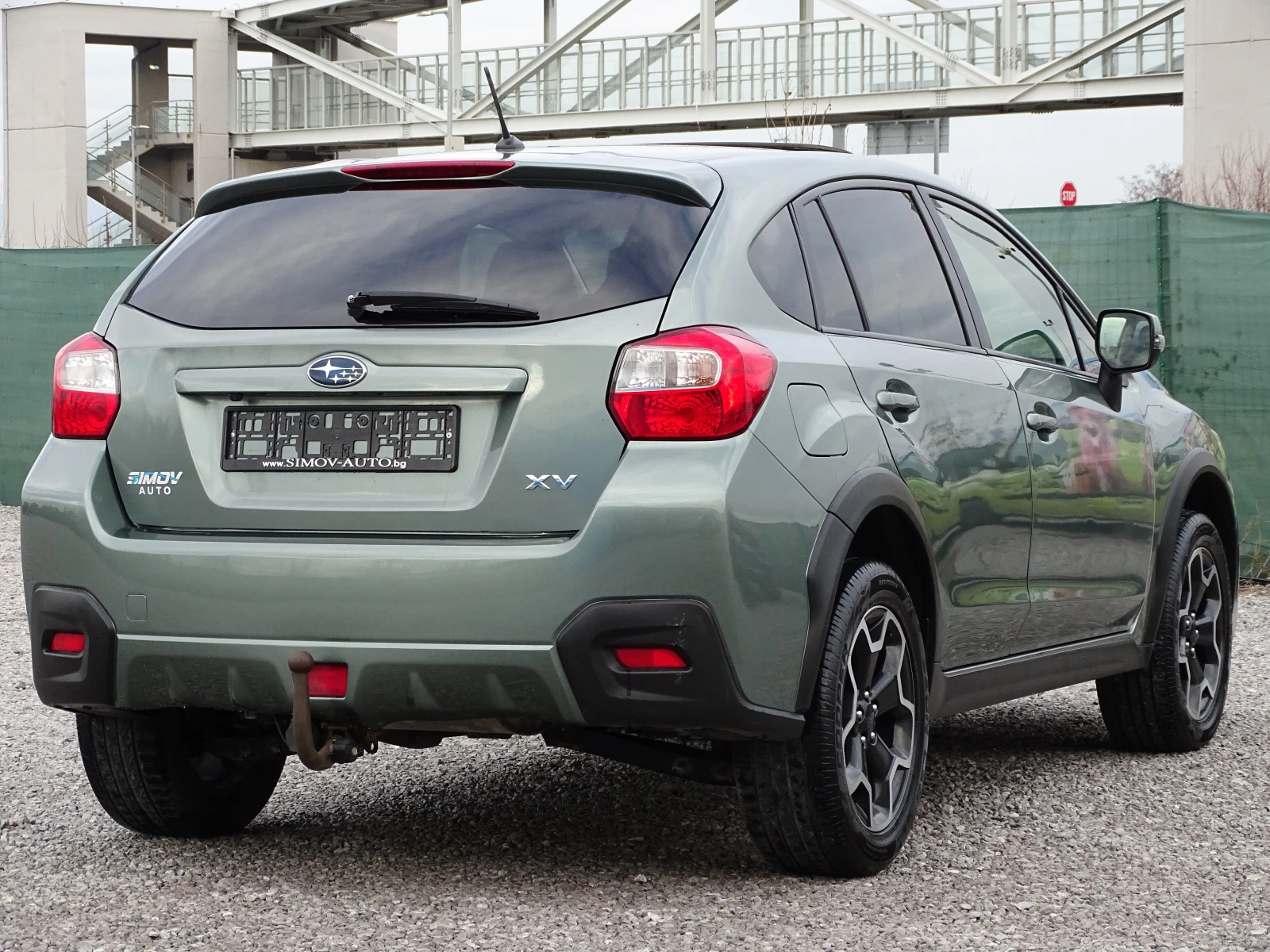 Subaru XV 2.0i 4X4 АВТОМАТИК НАВИГАЦИЯ КОЖА ШИБЕДАХ SWISS - изображение 2