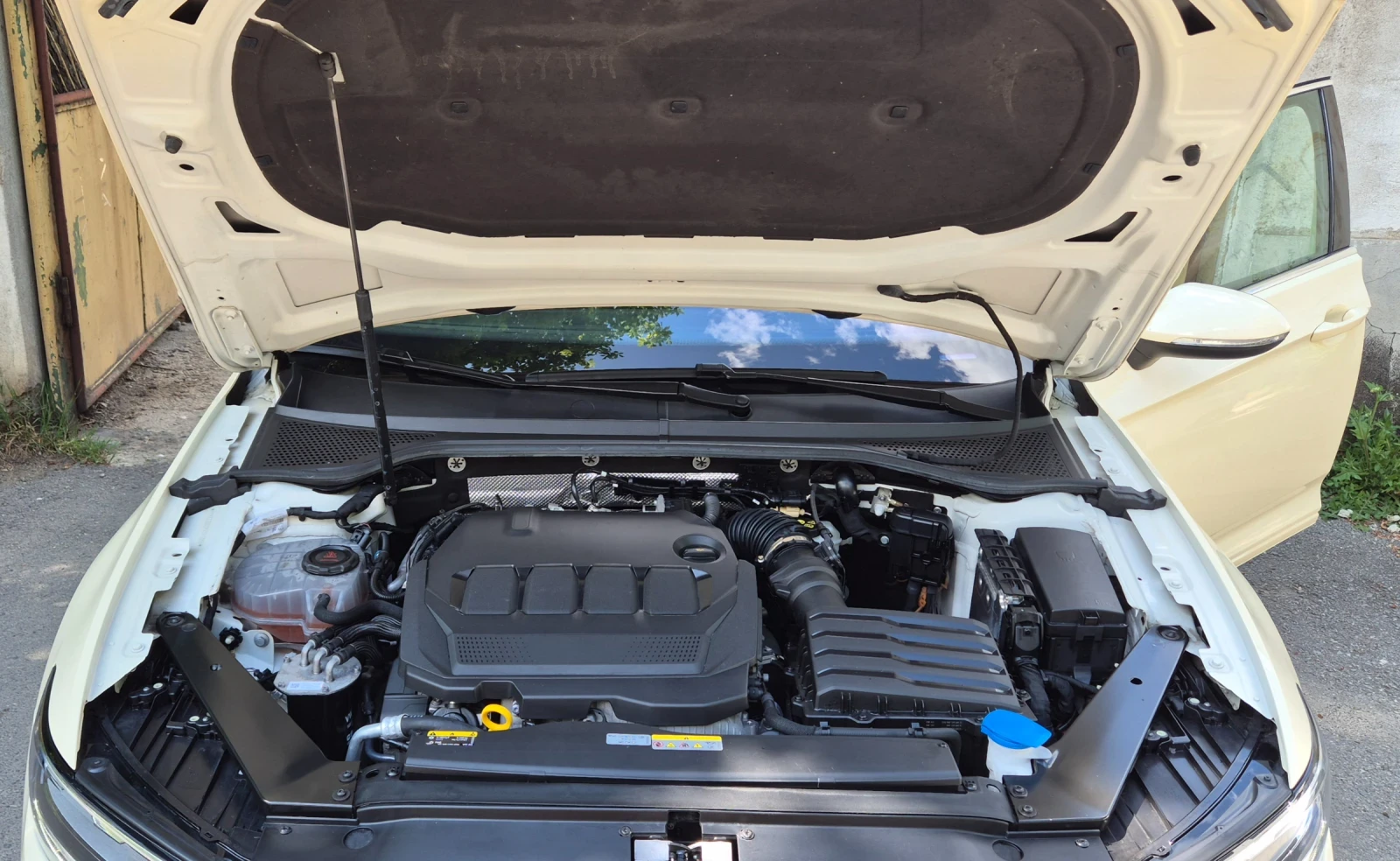 VW Passat 2.0/150к.с, Автоматик, Гаранция - изображение 9