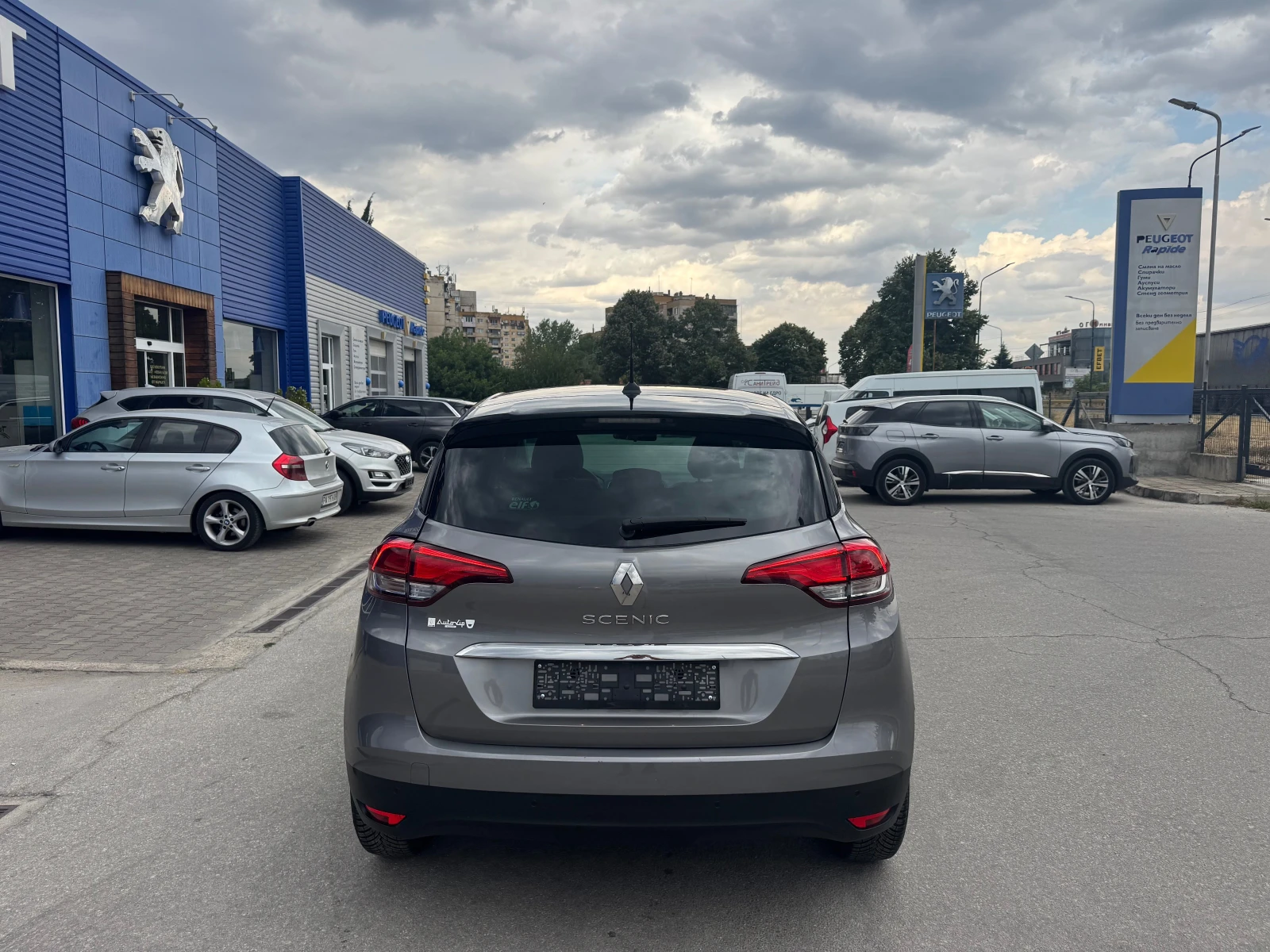 Renault Scenic Energy intense 1.5cdi 110ks - изображение 4